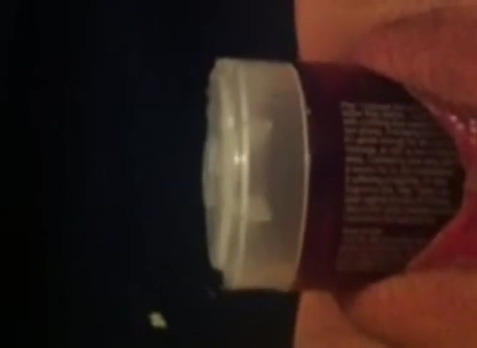 Video :Big plastic bottle fitting inside the pussy of slut